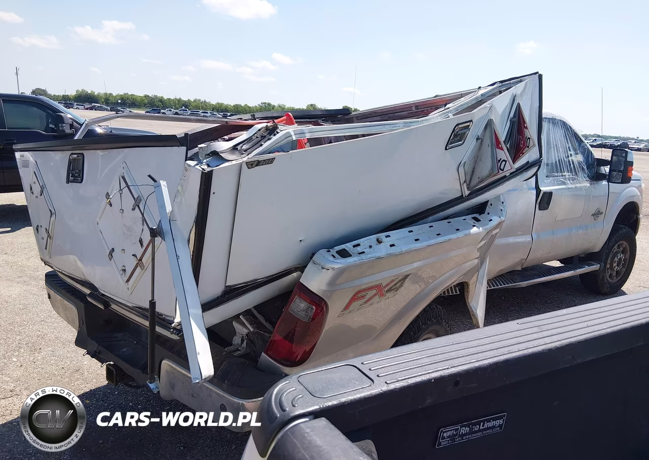 2014 Ford F-250 Xlt VIN:1FT7W2BTXEEB41538 - 4