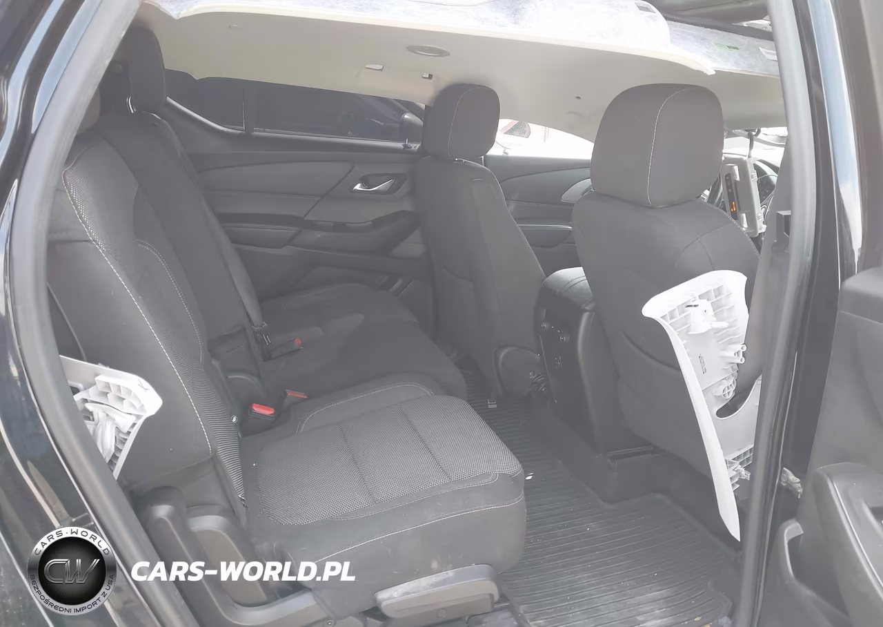 2018 Chevrolet Traverse Ls VIN:1GNERFKW3JJ121835 - 8