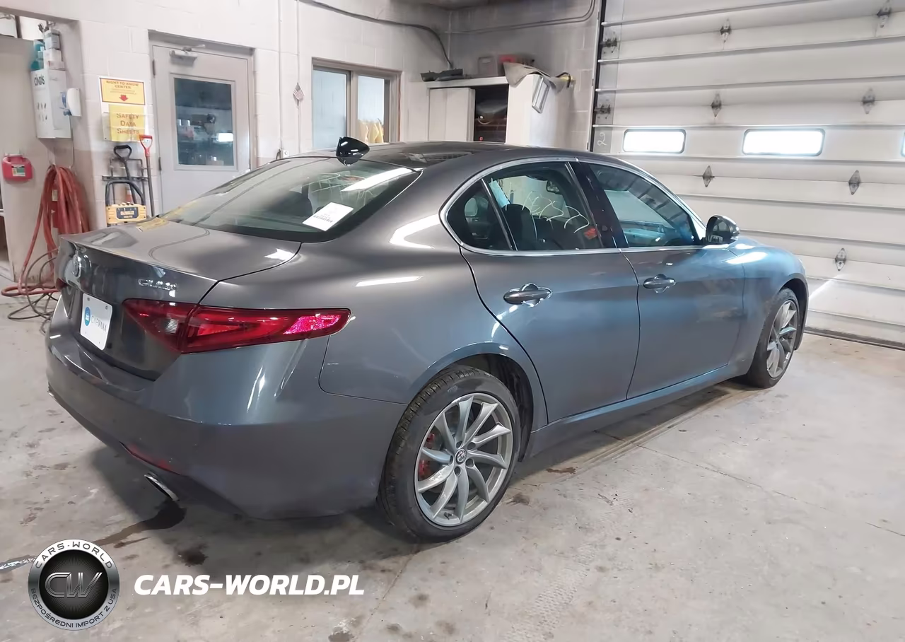 2017 Alfa Romeo Giulia Awd VIN:ZARFAEDN4H7544911 - 4
