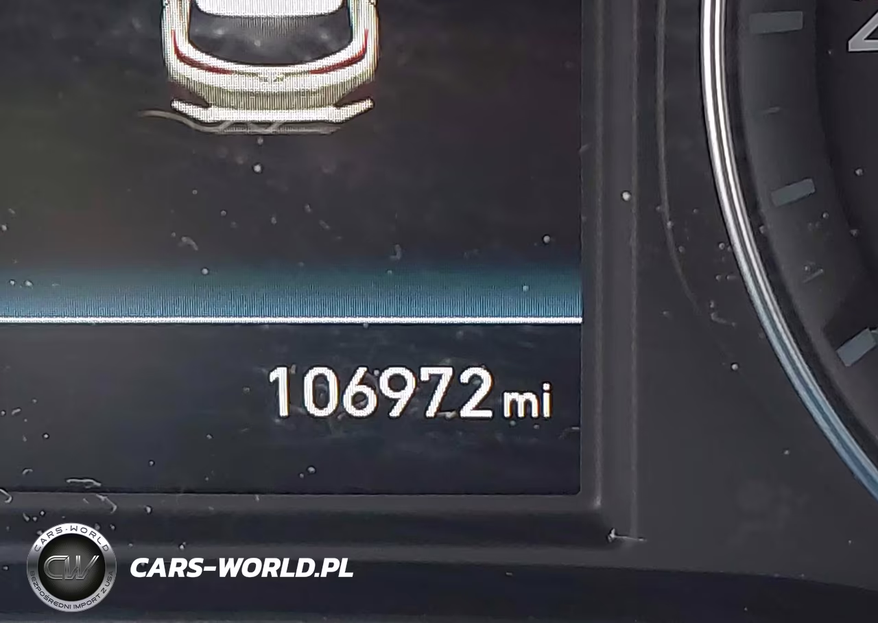 2019 Hyundai Kona Ultimate VIN:KM8K5CA55KU236365 - 7