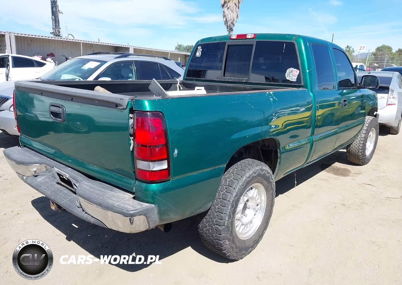 1999 Chevrolet Silverado 1500 Ls VIN:2GCEC19V5X1107769 - 4