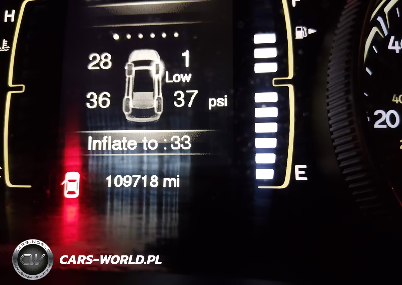 2014 Jeep Cherokee Sport VIN:1C4PJMAB1EW125287 - 15