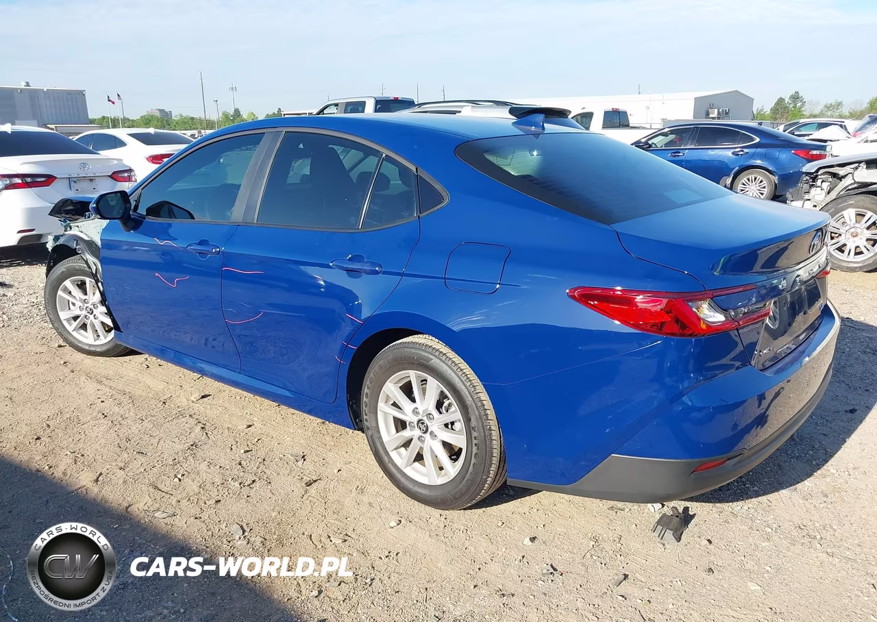 2025 Toyota Camry Le VIN:4T1DAACK6SU201832 - 3