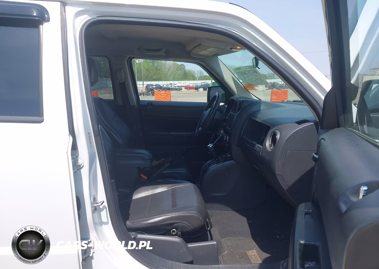 2011 Jeep Patriot Sport VIN:1J4NF1GB4BD274812 - 5