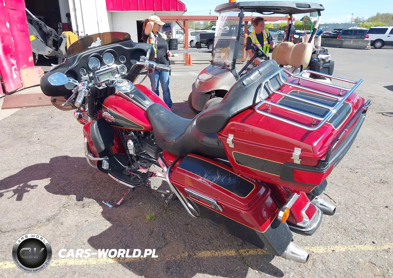 2007 Harley-Davidson Flhtcui VIN:1HD1FC4357Y682795 - 3