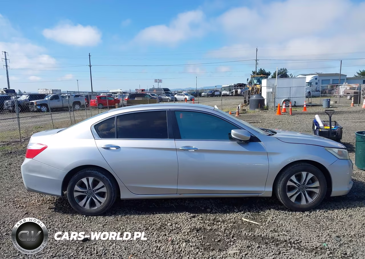 2015 Honda Accord Lx VIN:1HGCR2F3XFA023435 - 13