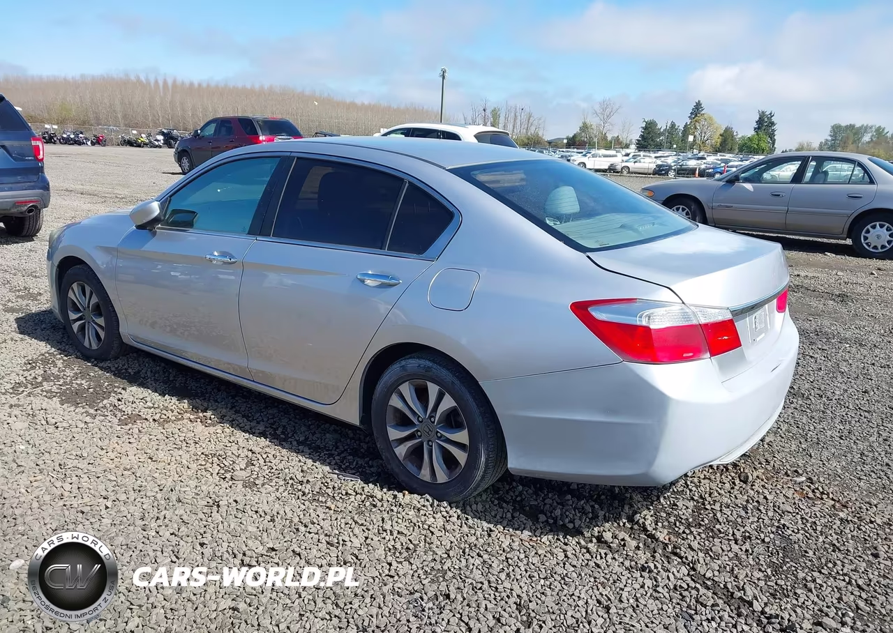 2015 Honda Accord Lx VIN:1HGCR2F3XFA023435 - 3