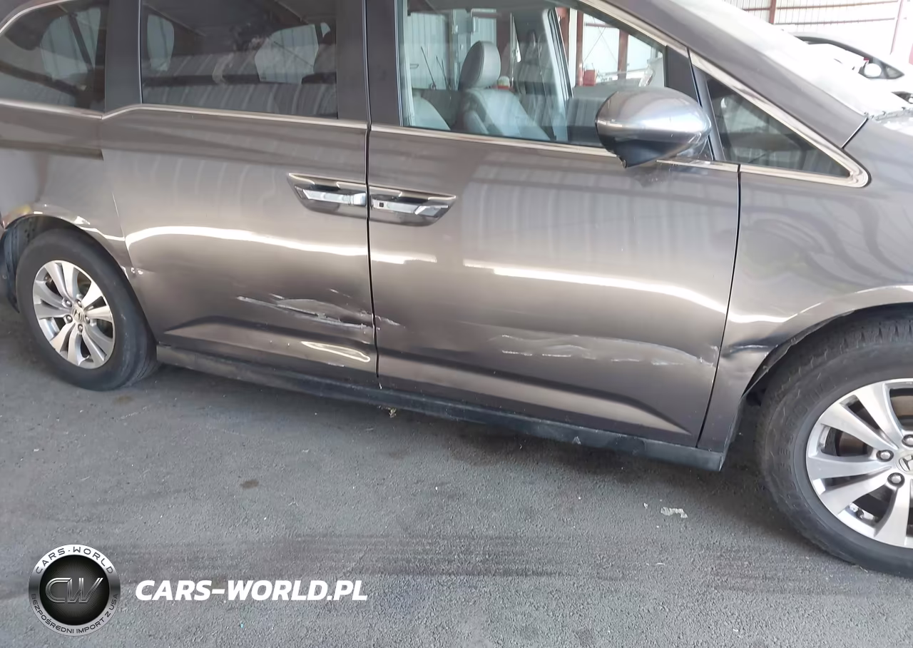 2015 Honda Odyssey Ex-L VIN:5FNRL5H64FB027412 - 18