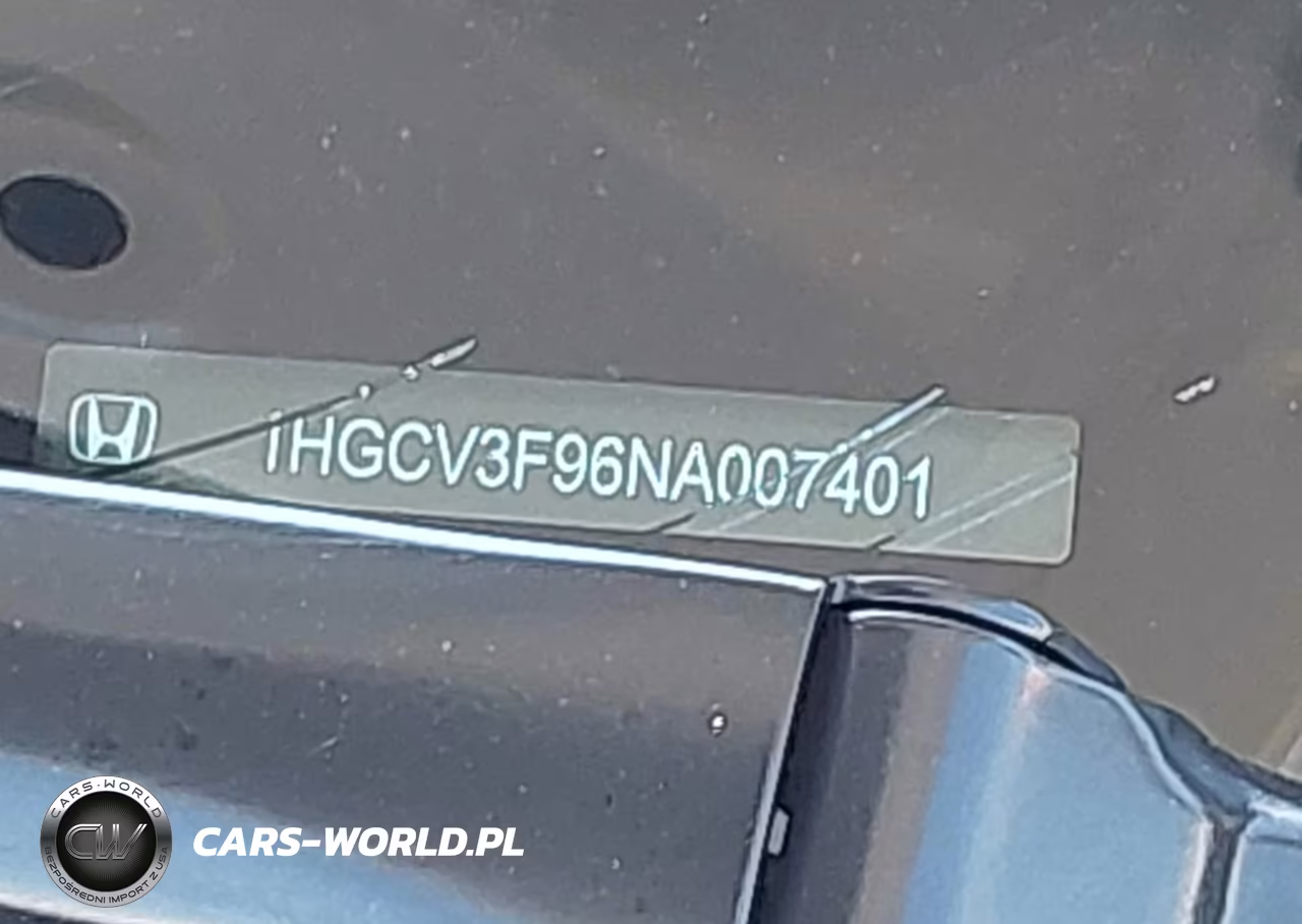 2022 Honda Accord Hybrid Touring VIN:1HGCV3F96NA007401 - 17