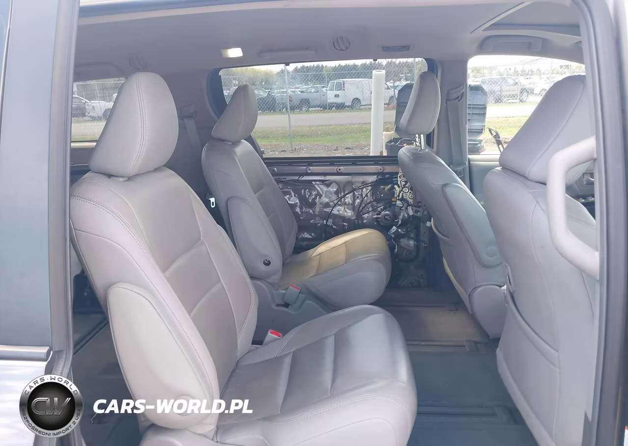 2015 Toyota Sienna Xle 7 Passenger VIN:5TDDK3DC6FS102359 - 8