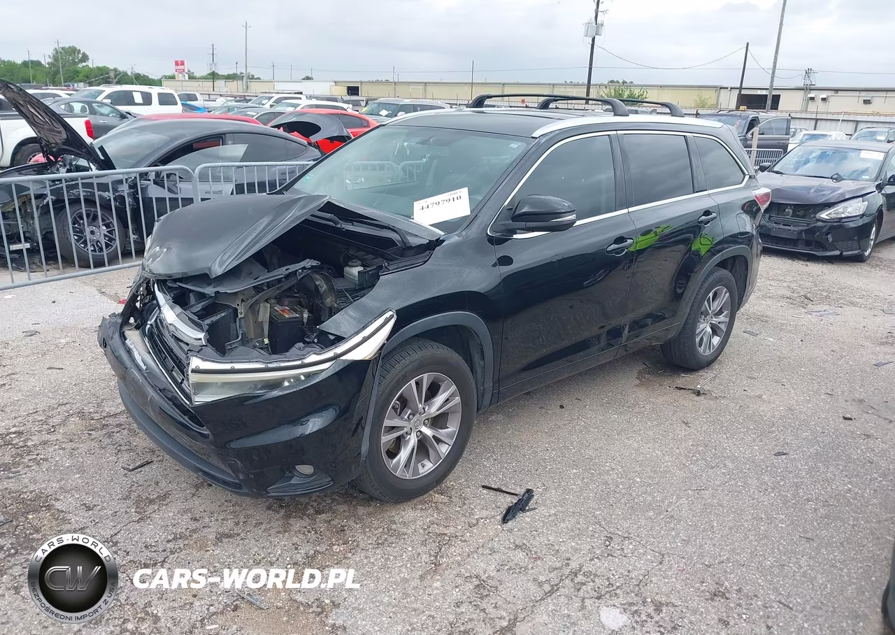 2015 Toyota Highlander Xle V6 VIN:5TDKKRFH5FS111573 - 2