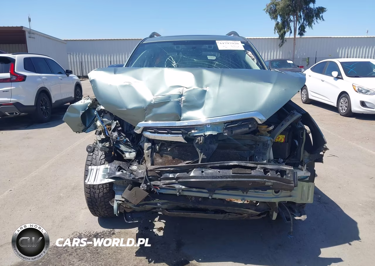 2018 Subaru Forester 2.5I Premium VIN:JF2SJAGC7JH408222 - 6