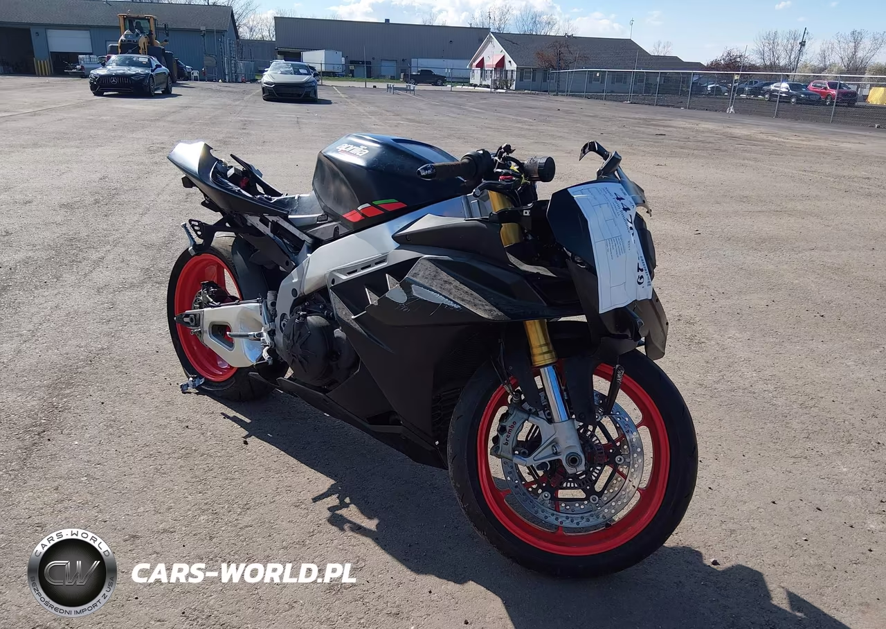 2024 Aprilia Rsv4 1100