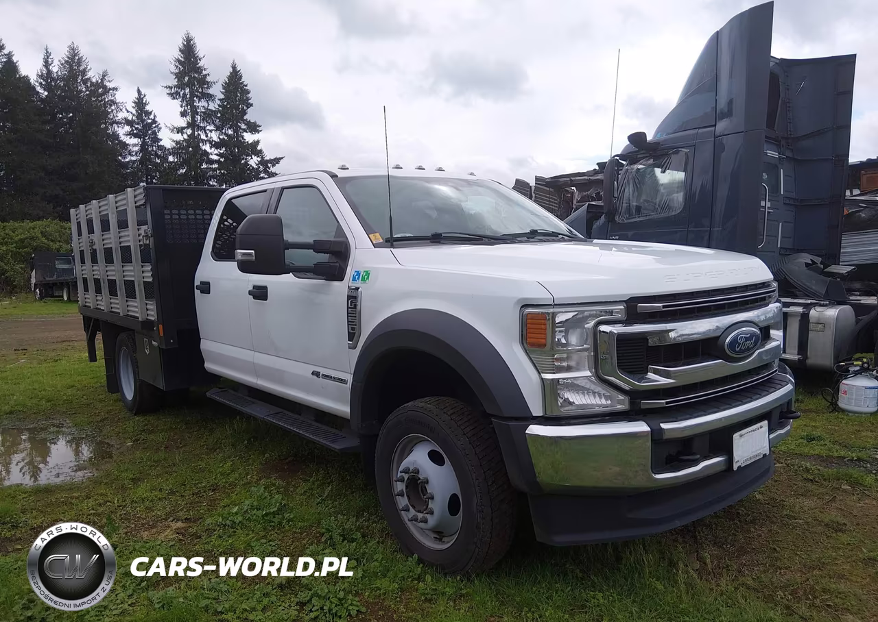 2022 Ford F-550 Chassis Xlt