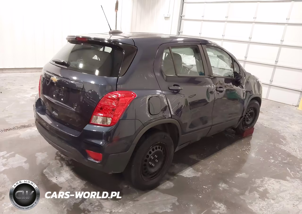 2019 Chevrolet Trax Ls VIN:3GNCJKSB7KL160023 - 4