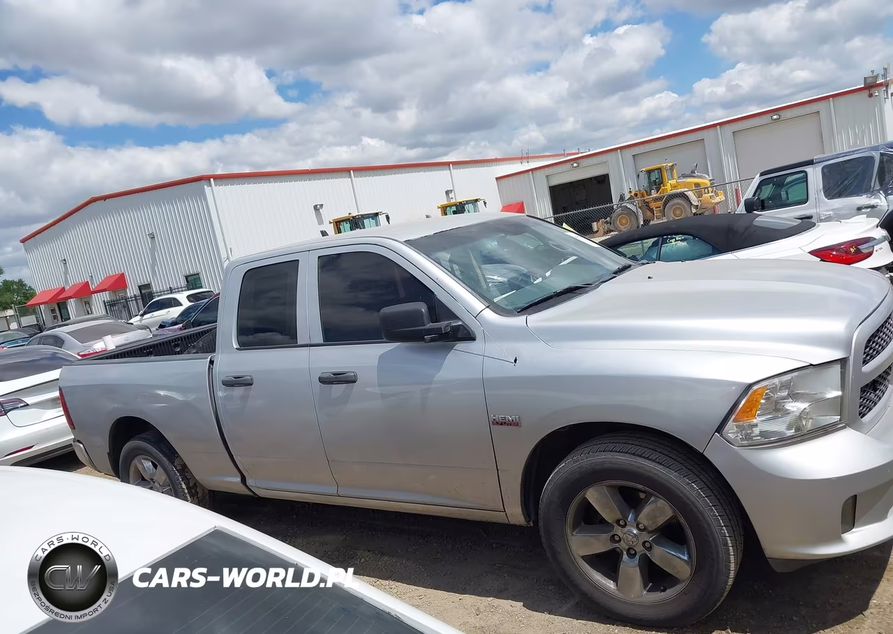 2017 Ram 1500 Express 4X2 6'4 Box VIN:1C6RR6FT7HS805566 - 14
