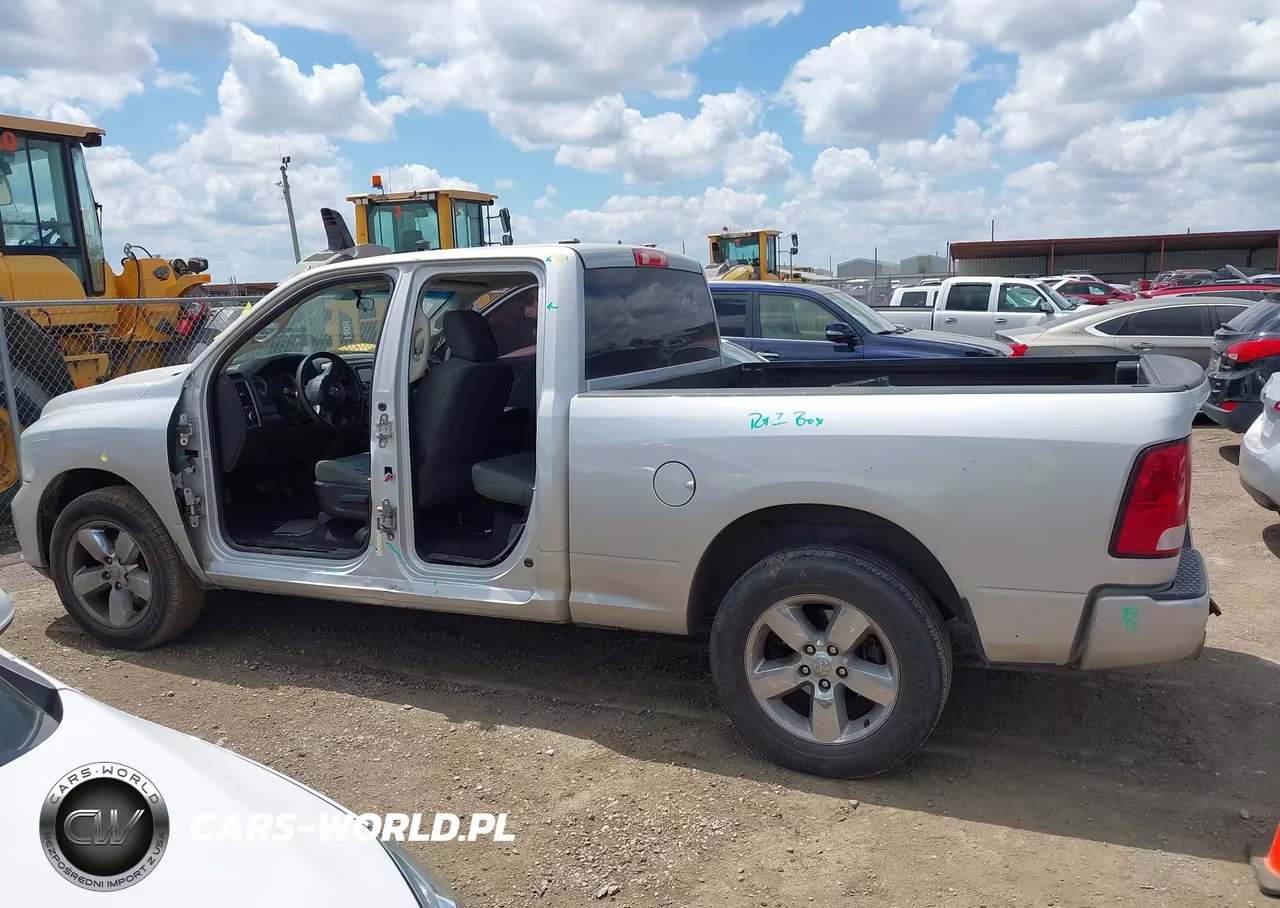 2017 Ram 1500 Express 4X2 6'4 Box VIN:1C6RR6FT7HS805566 - 15
