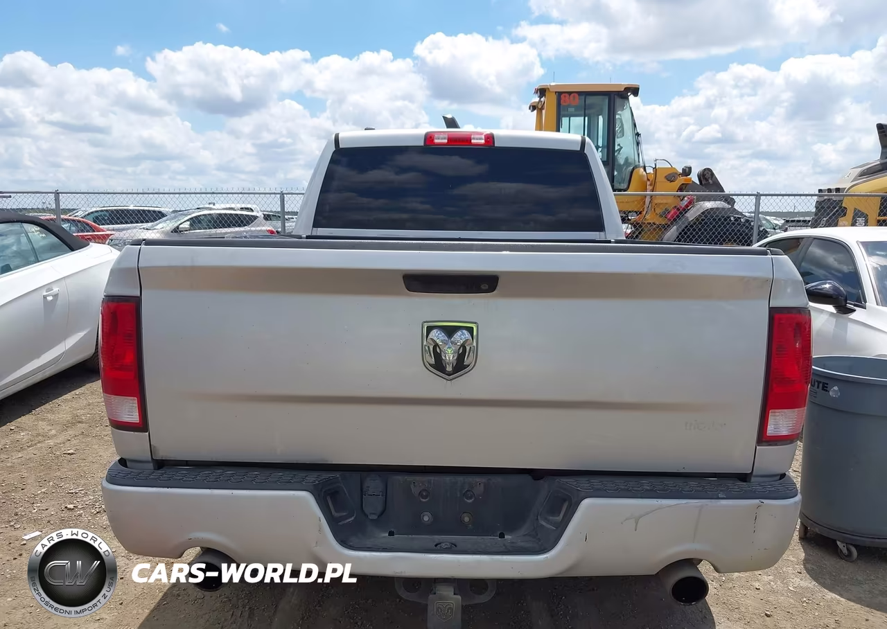 2017 Ram 1500 Express 4X2 6'4 Box VIN:1C6RR6FT7HS805566 - 17