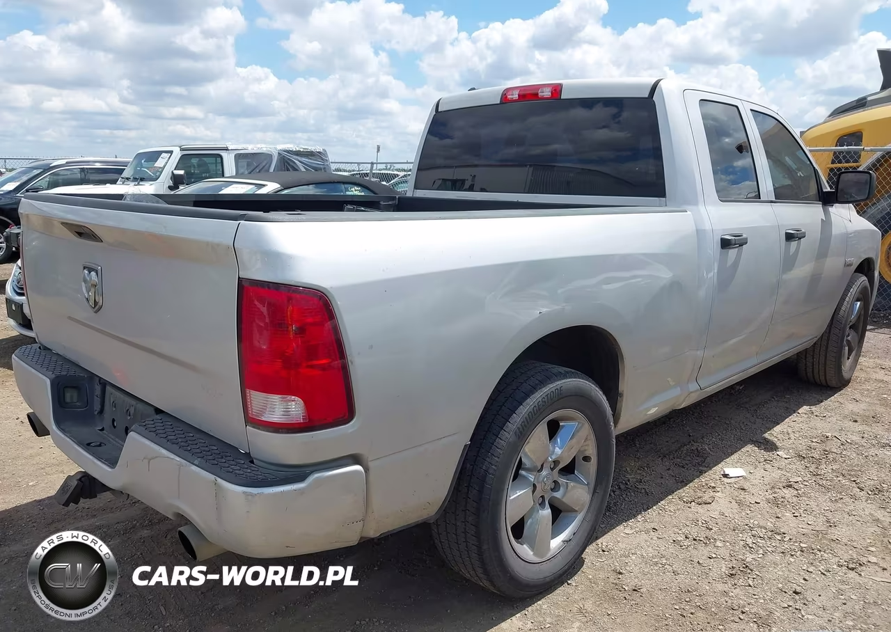 2017 Ram 1500 Express 4X2 6'4 Box VIN:1C6RR6FT7HS805566 - 4