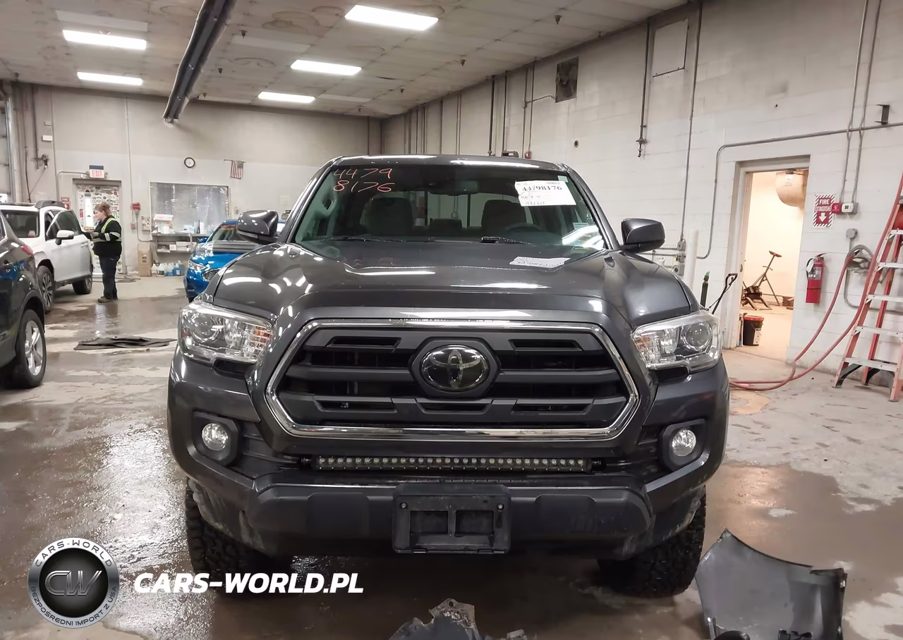 2018 Toyota Tacoma Sr5 V6 VIN:3TMCZ5AN8JM180367 - 13