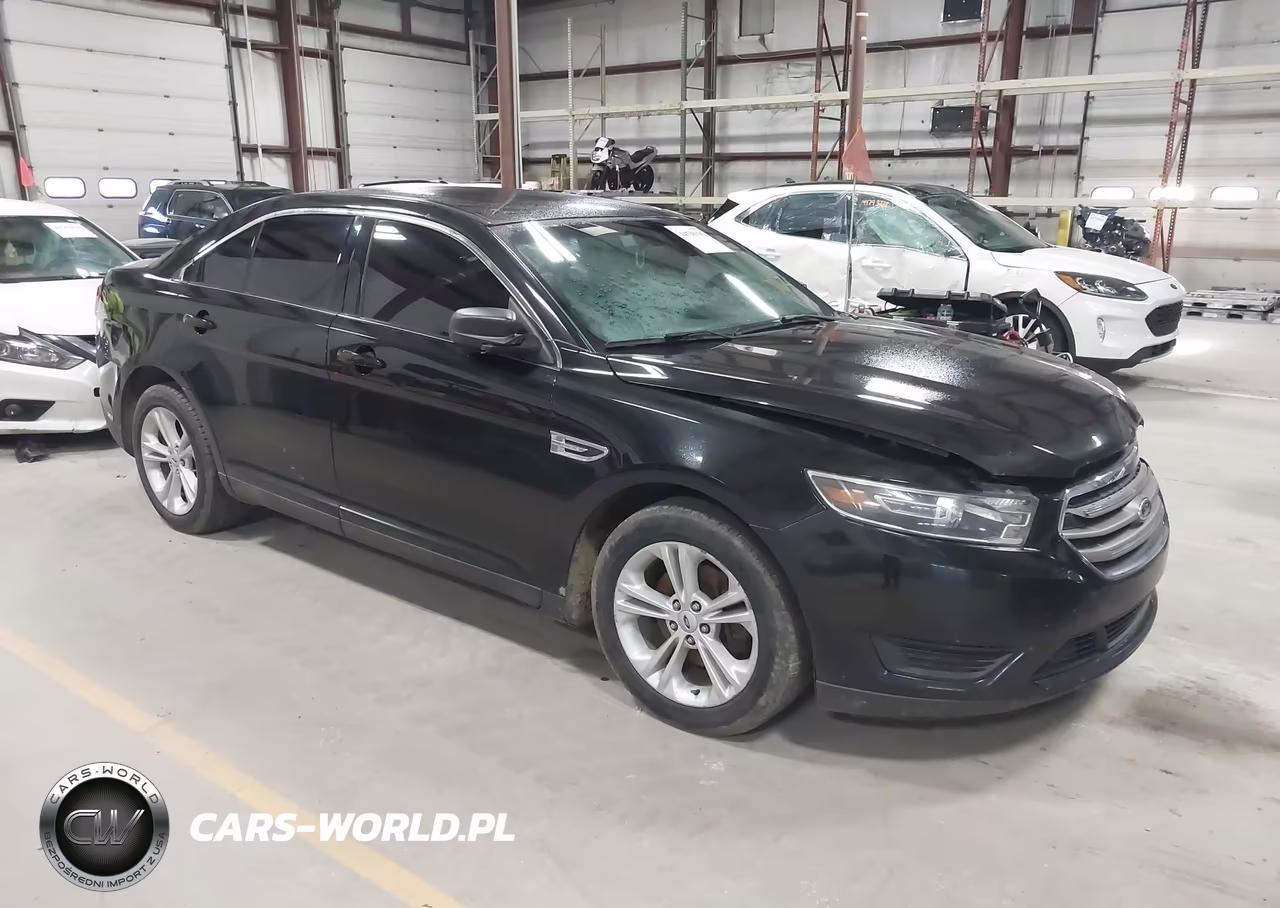 2015 Ford Taurus Se