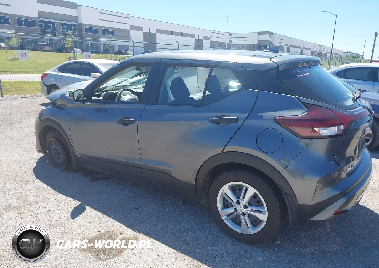 2025 Nissan Kicks Play S VIN:3N1CP5BV2SL500331 - 3