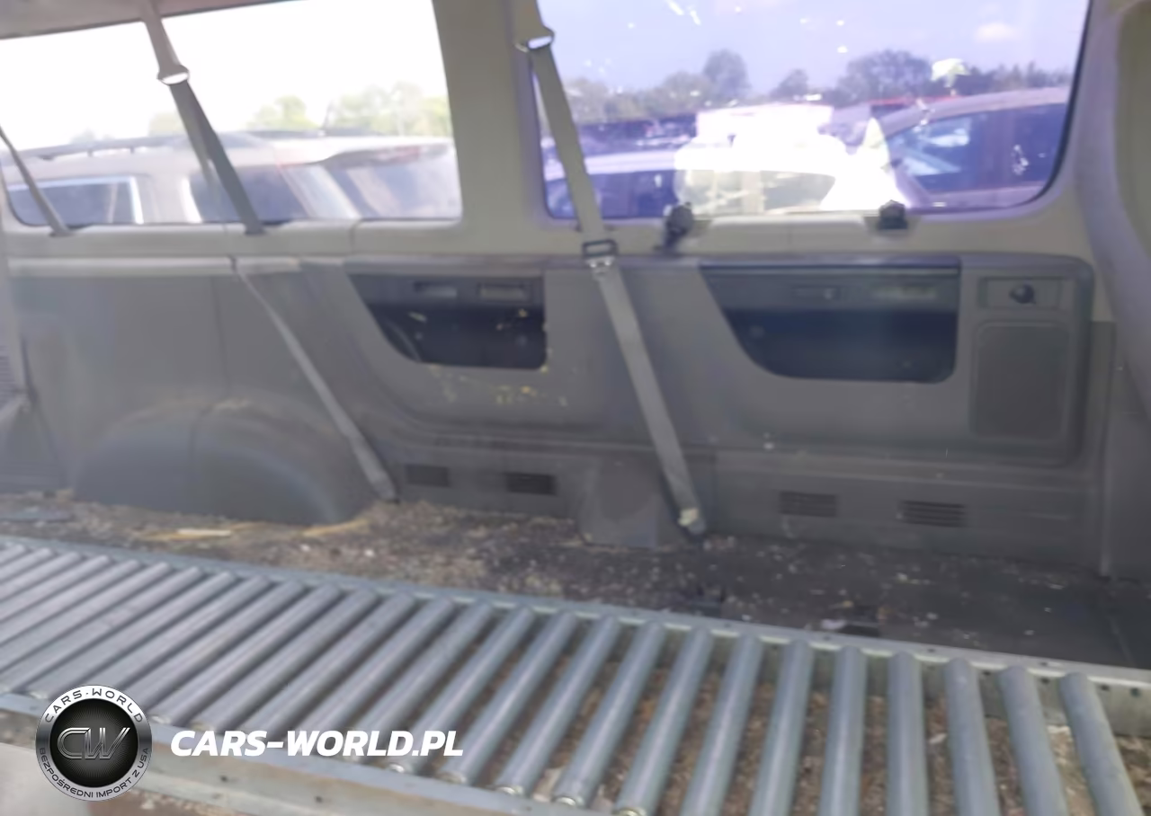 2007 Ford E-350 Super Duty Xl-Xlt VIN:1FBSS31L37DA53585 - 8