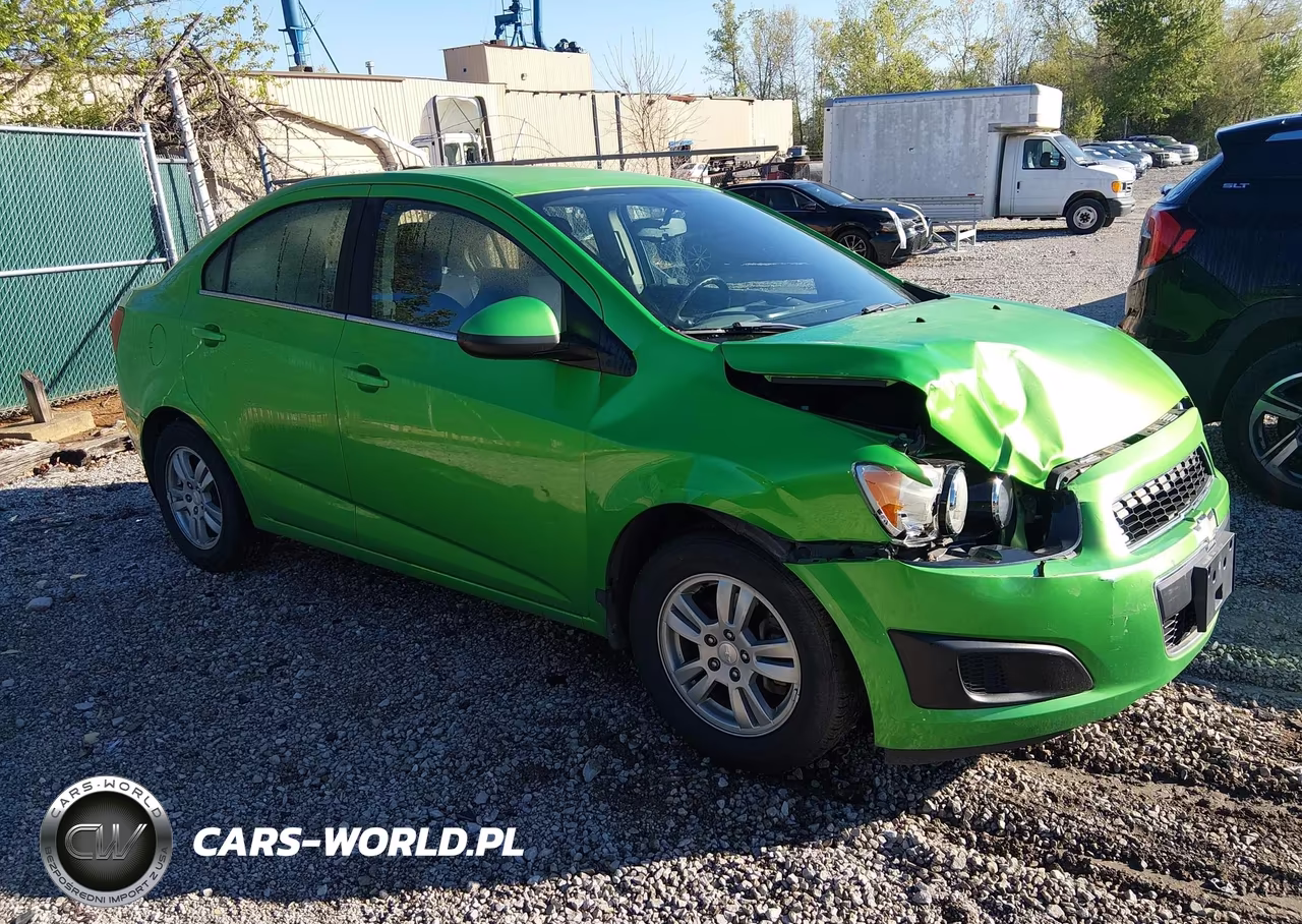 2015 Chevrolet Sonic Lt Auto – zdjęcie 1 z 16