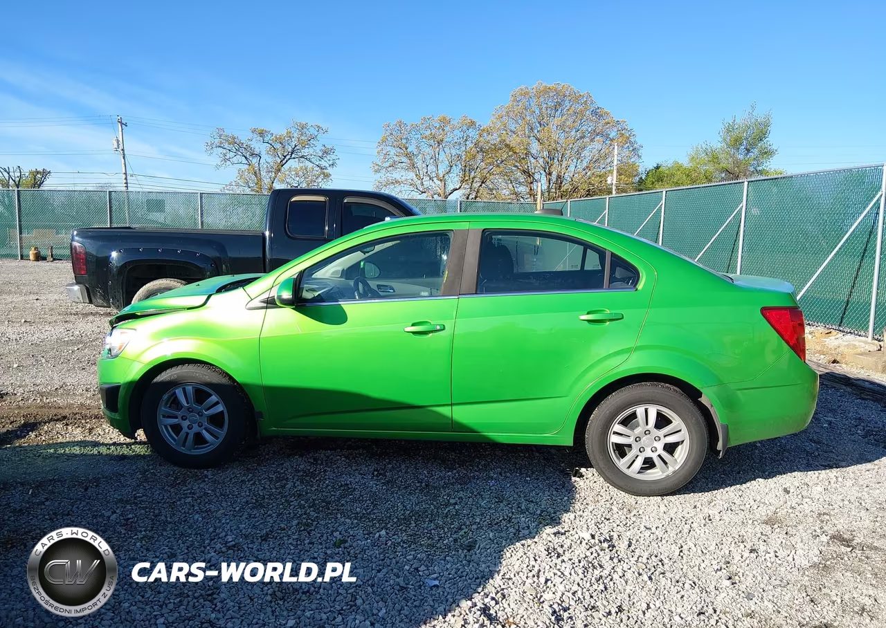 2015 Chevrolet Sonic Lt Auto VIN:1G1JC5SH2F4165053 - 14