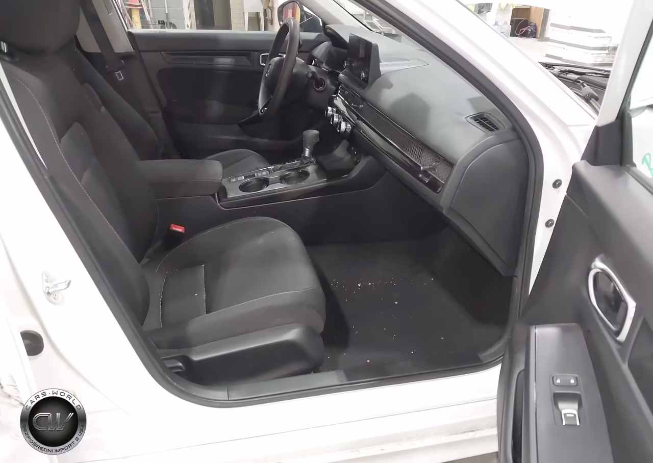 2025 Honda Civic Lx VIN:2HGFE2F27SH572196 - 5