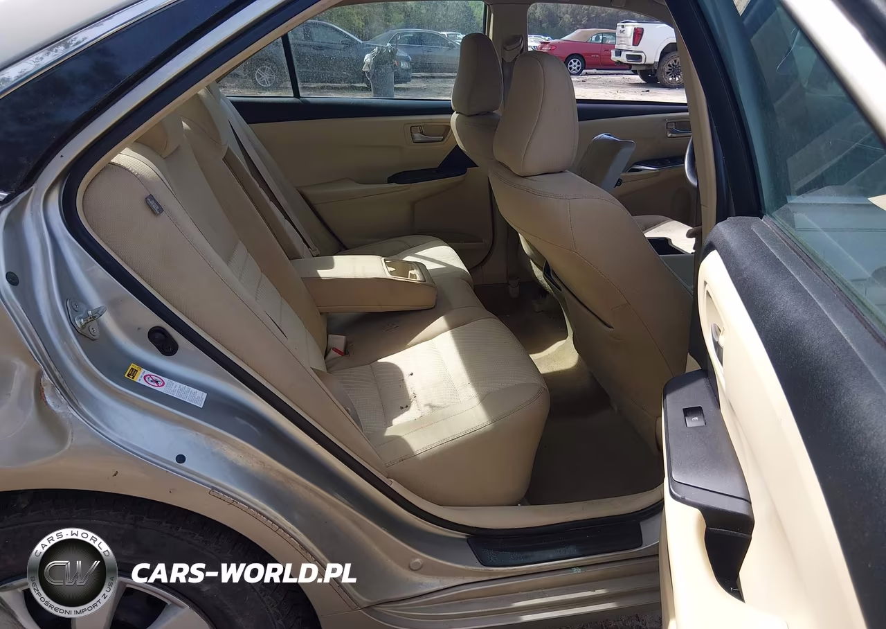 2015 Toyota Camry Le VIN:4T1BF1FK7FU987585 - 8