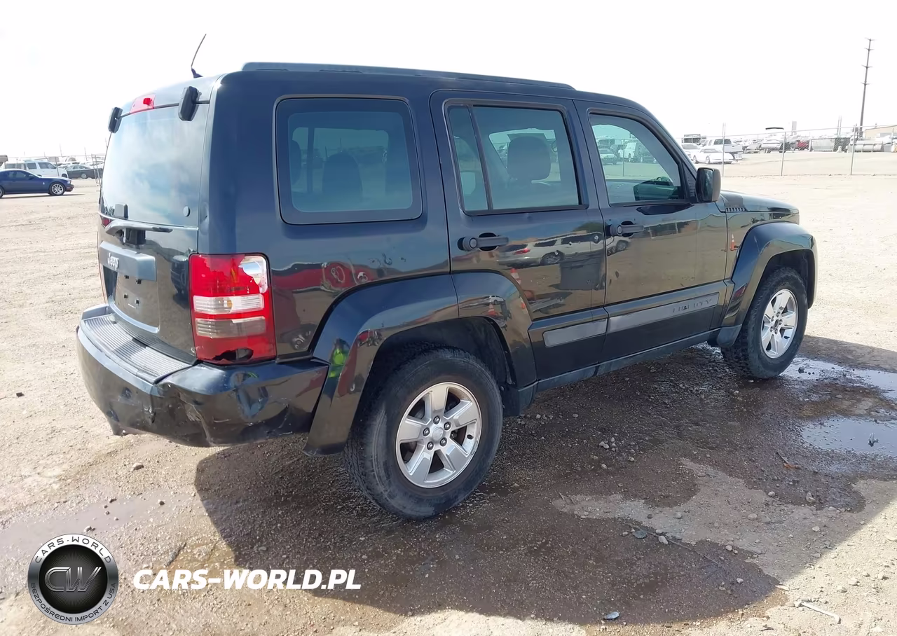 2012 Jeep Liberty Sport VIN:1C4PJLAK4CW157500 - 4