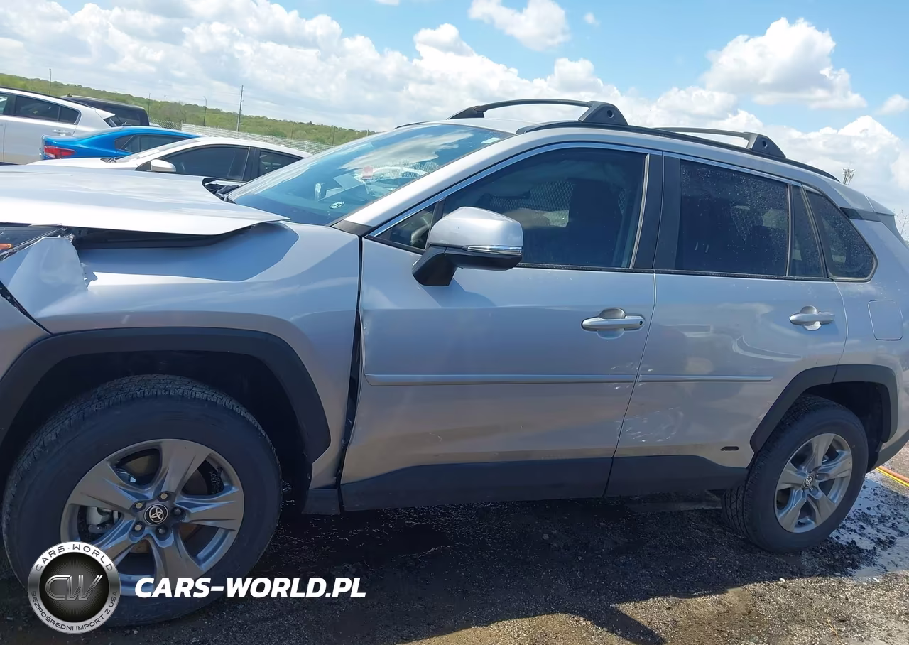 2025 Toyota Rav4 Hybrid Xle VIN:4T3RWRFV8SU198578 - 14