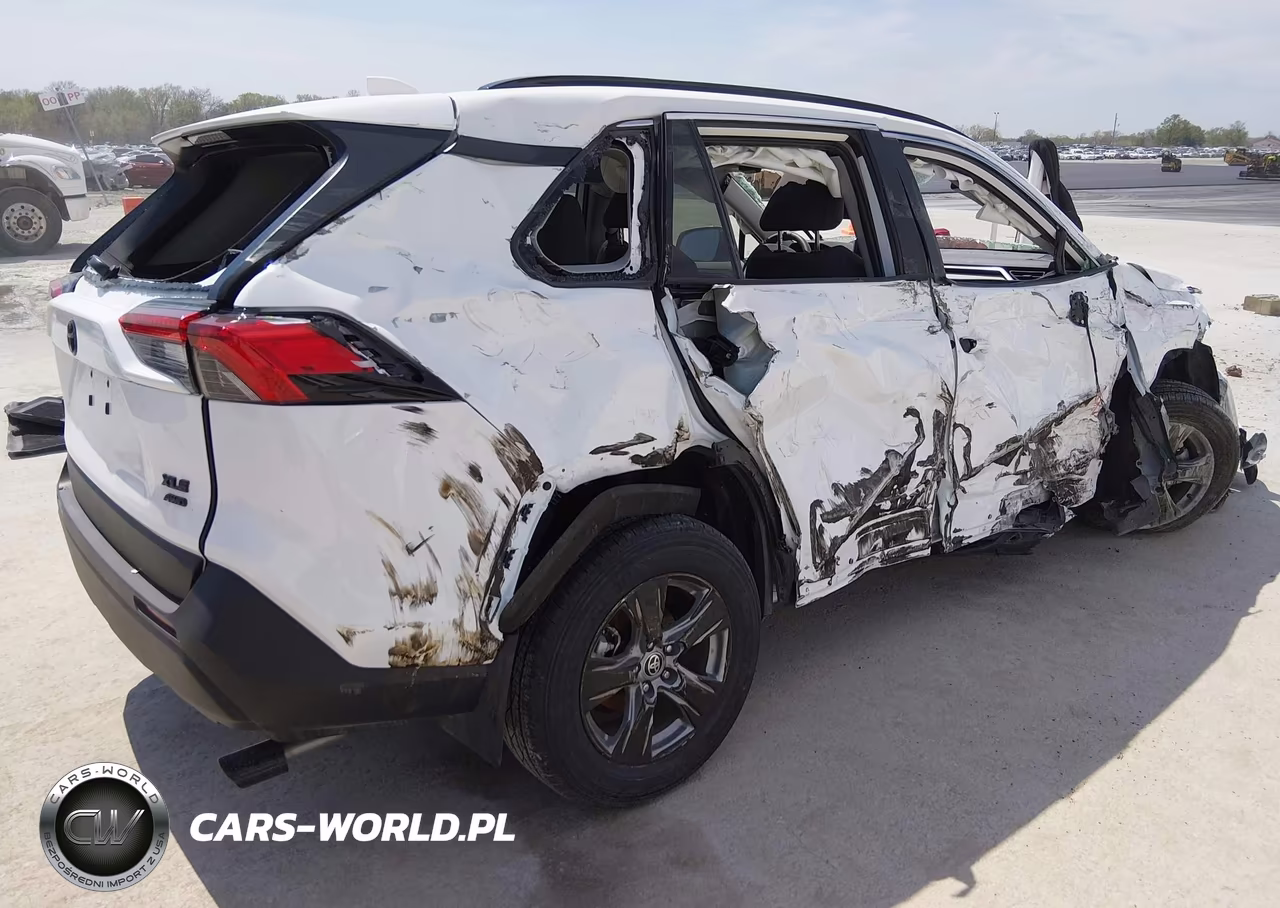 2025 Toyota Rav4 Xle VIN:2T3P1RFV3SW617426 - 4