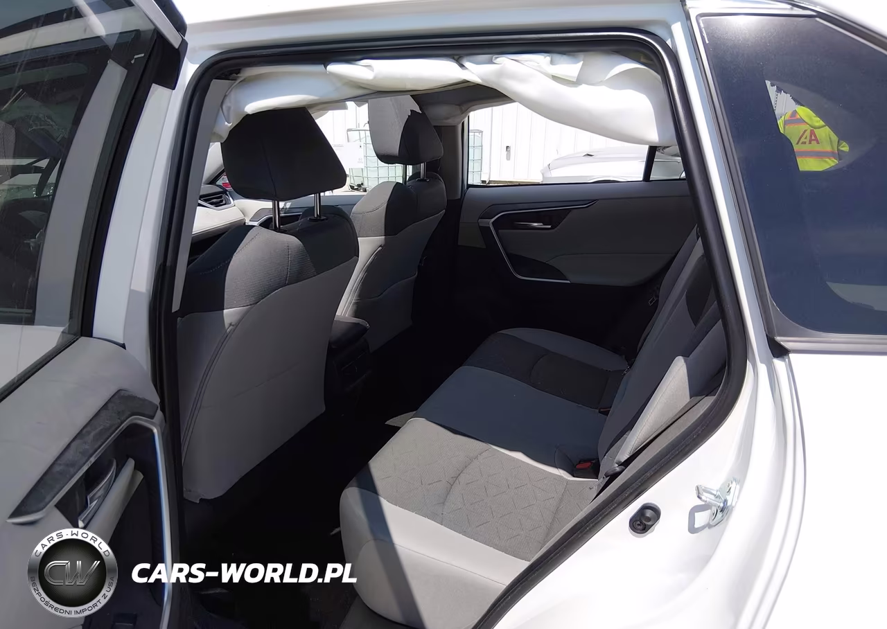 2025 Toyota Rav4 Xle VIN:2T3P1RFV3SW617426 - 8