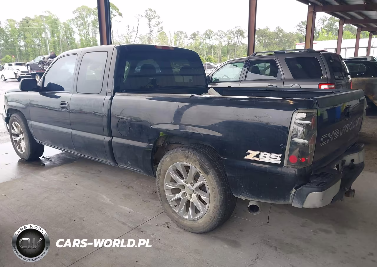 2007 Chevrolet Silverado 1500 Classic Work Truck VIN:1GCEC19V77Z128436 - 3