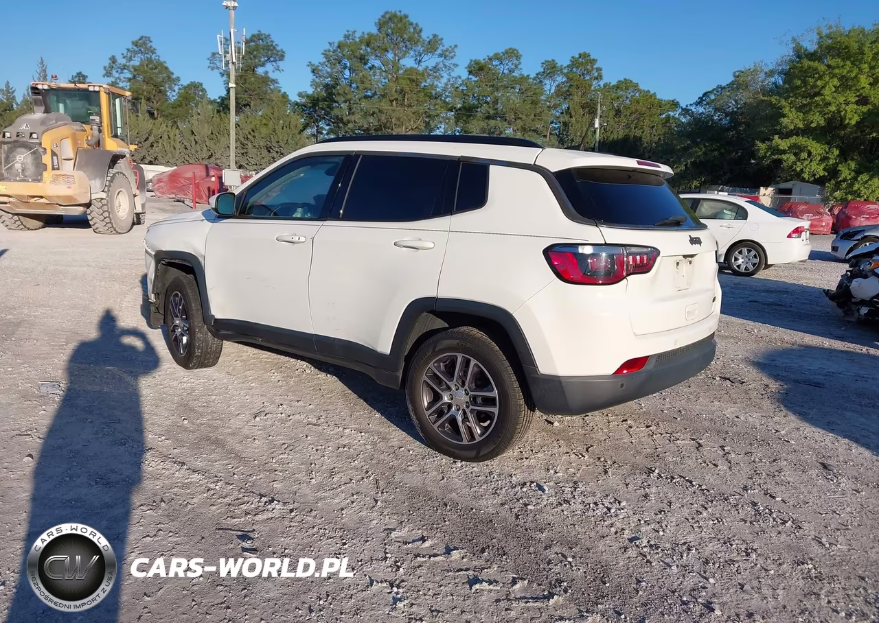 2018 Jeep Compass Latitude Fwd VIN:3C4NJCBB1JT228841 - 3