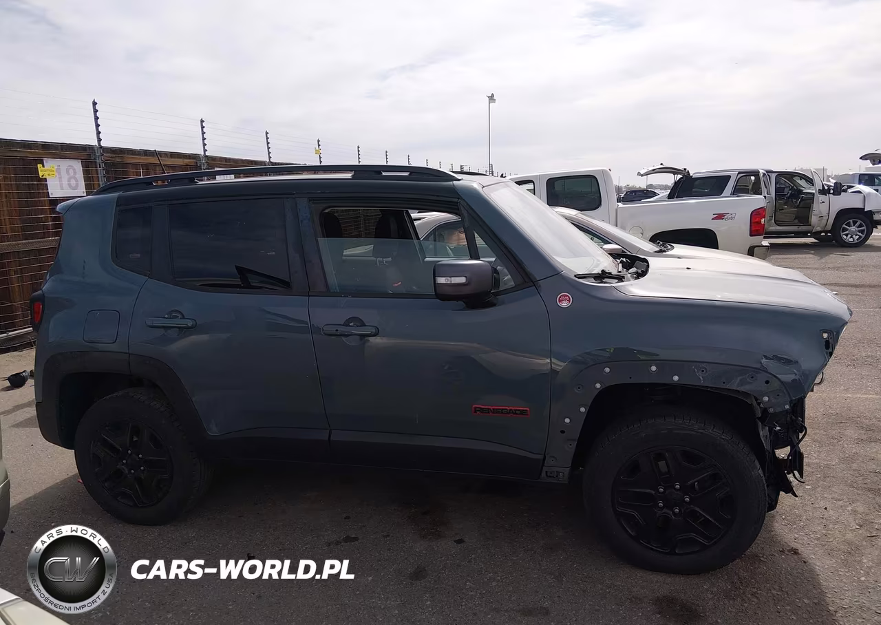 2018 Jeep Renegade Trailhawk 4X4 VIN:ZACCJBCB1JPG86385 - 14