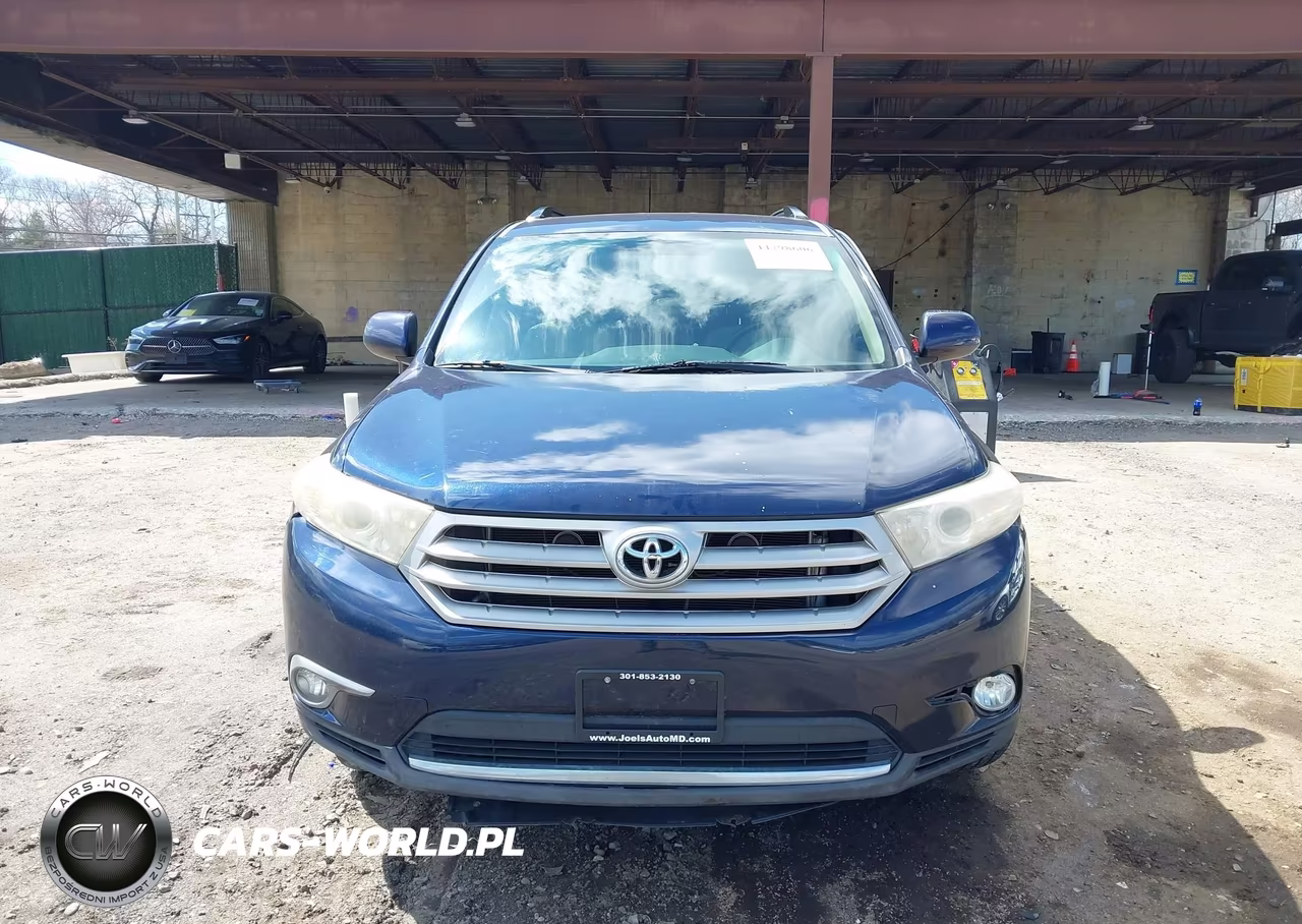 2013 Toyota Highlander Base Plus V6 VIN:5TDBK3EH3DS211408 - 12