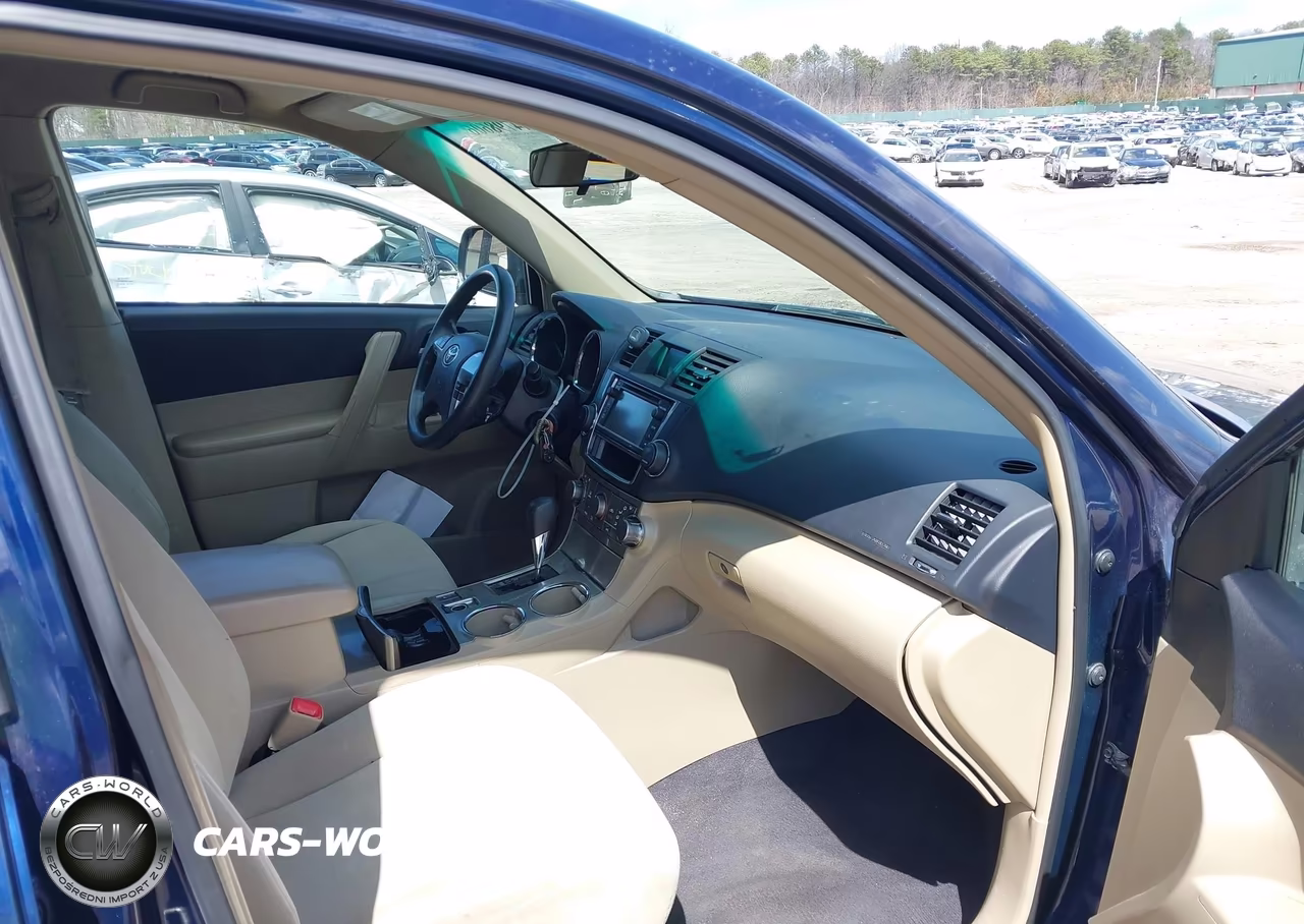 2013 Toyota Highlander Base Plus V6 VIN:5TDBK3EH3DS211408 - 5