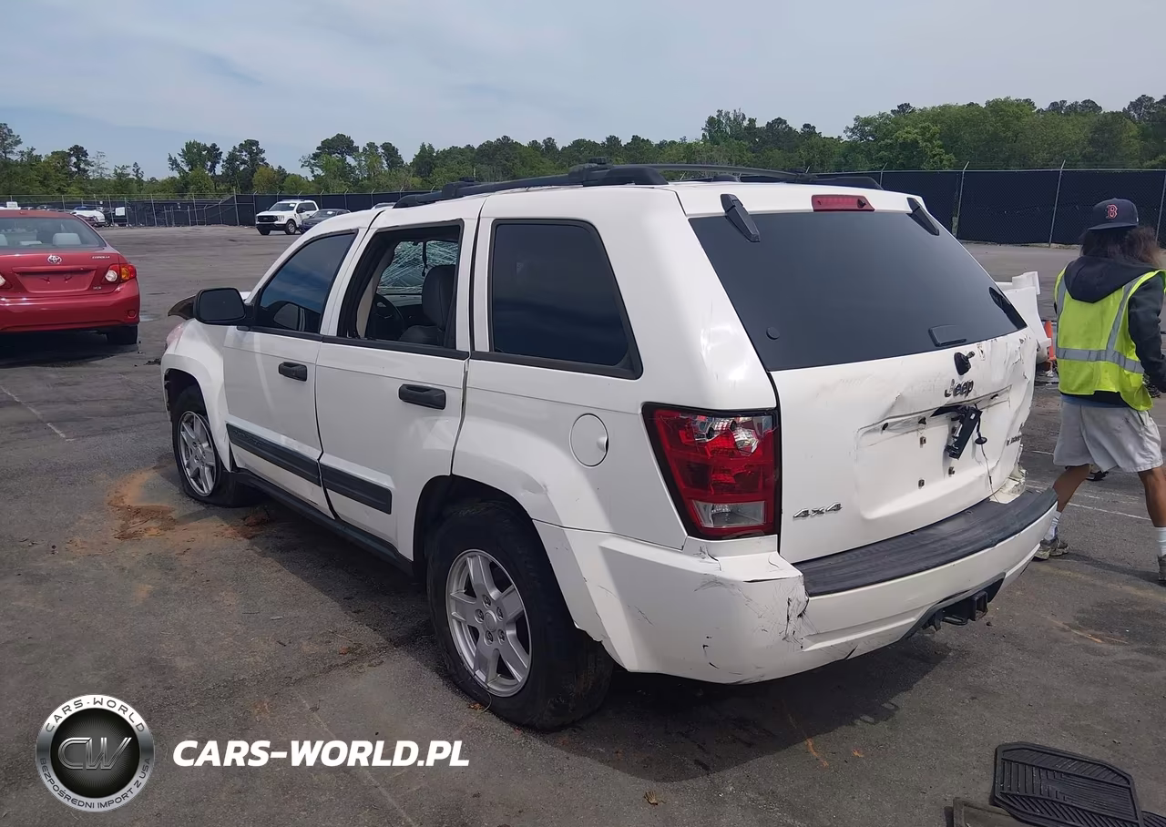 2005 Jeep Grand Cherokee Laredo VIN:1J4HR48N95C599089 - 3