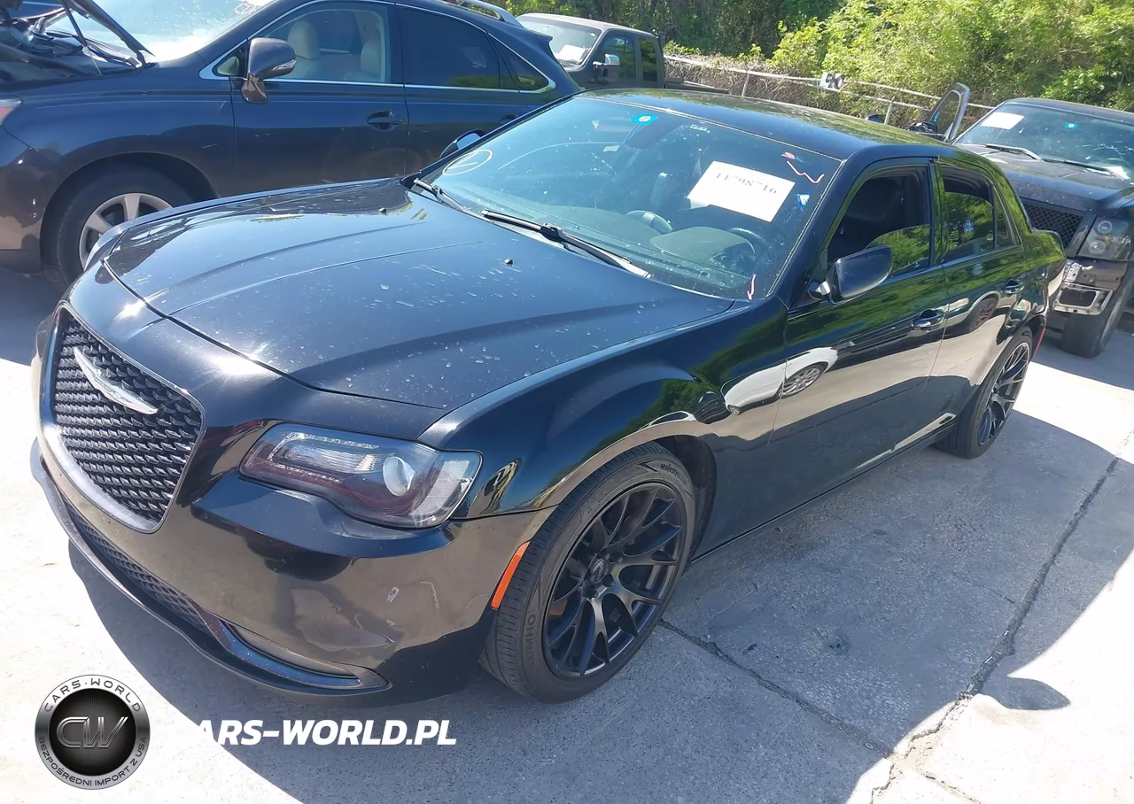 2019 Chrysler 300 300S VIN:2C3CCABG5KH660722 - 2