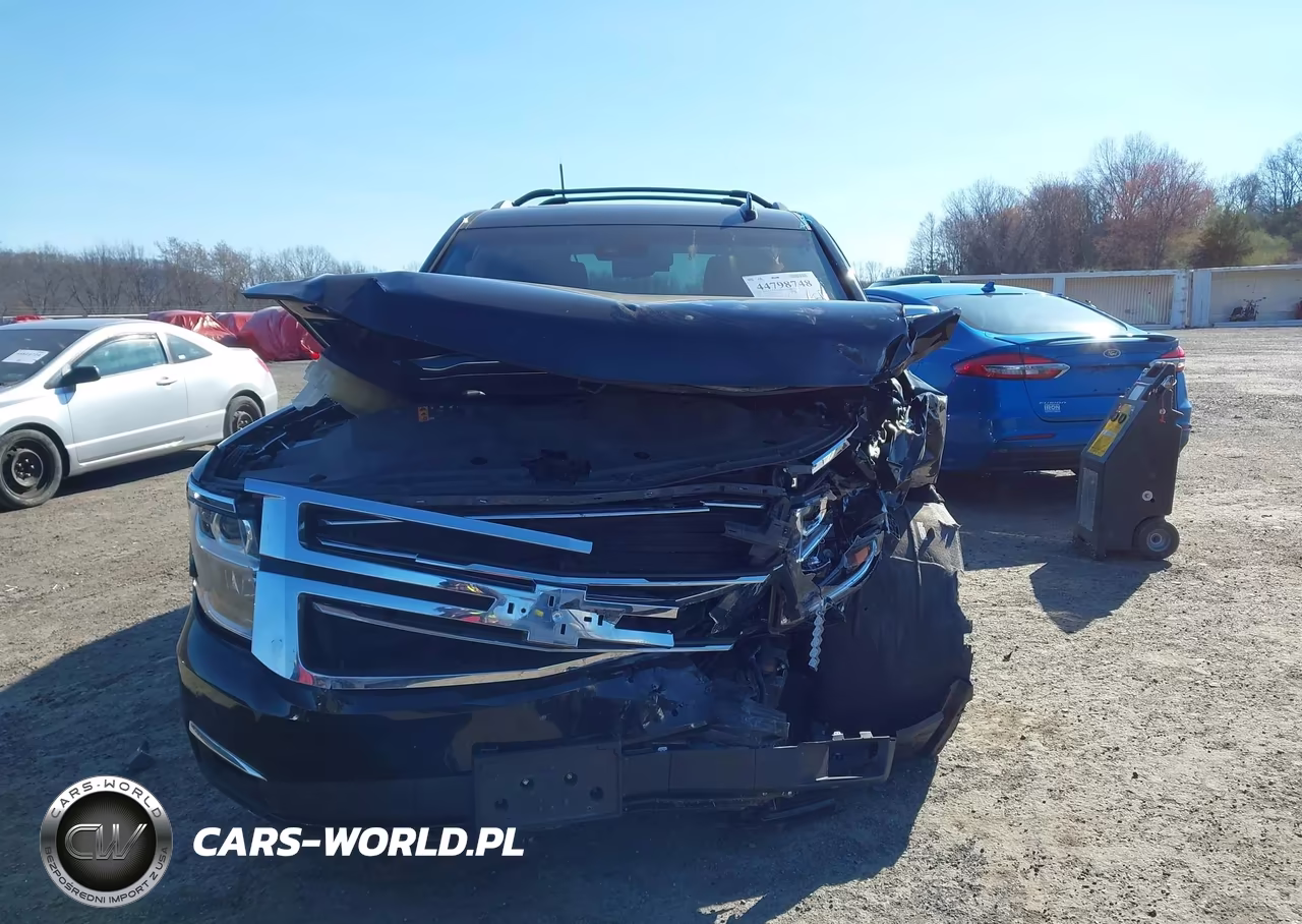 2019 Chevrolet Tahoe Premier VIN:1GNSKCKJ8KR241109 - 12