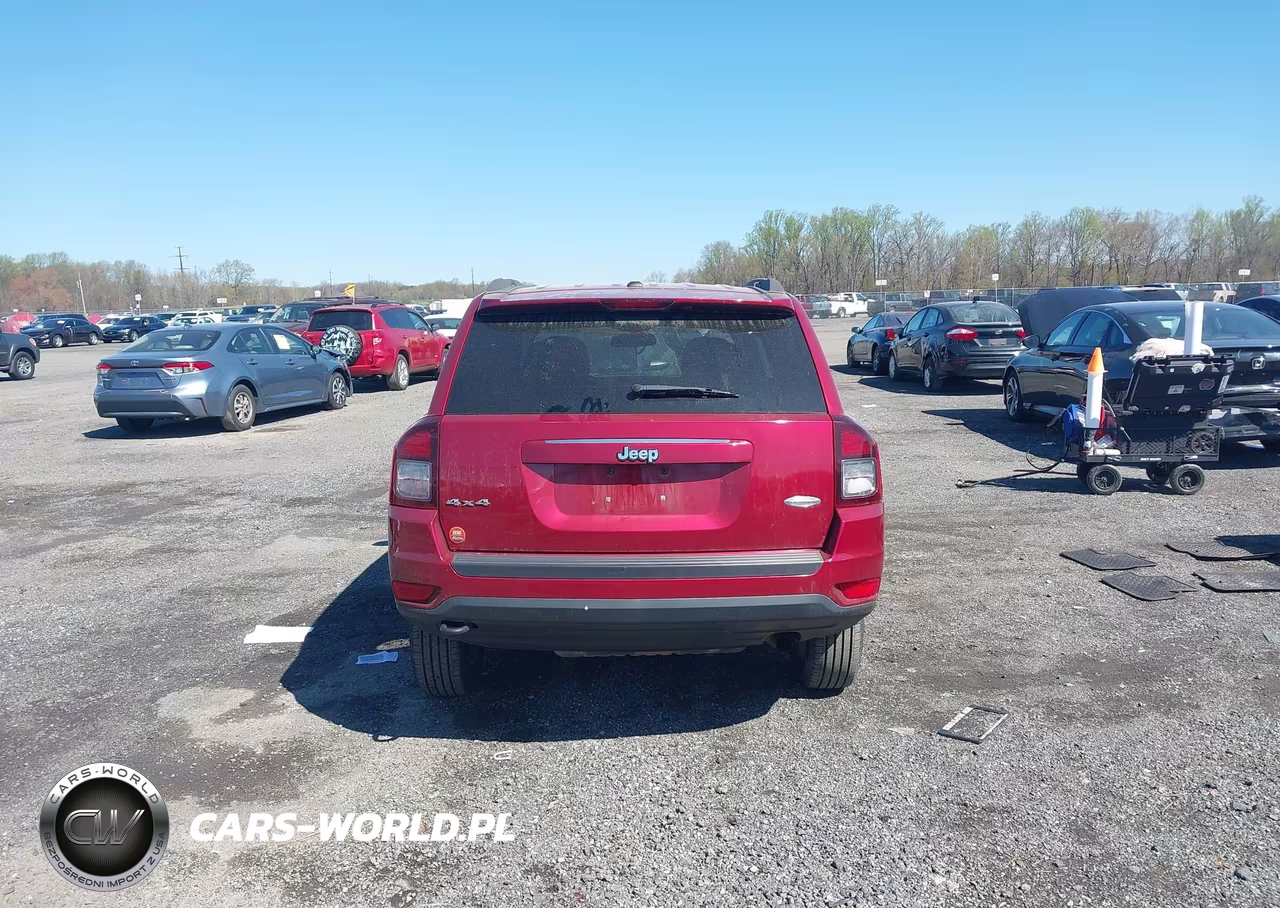 2014 Jeep Compass Latitude VIN:1C4NJDEB0ED846990 - 16