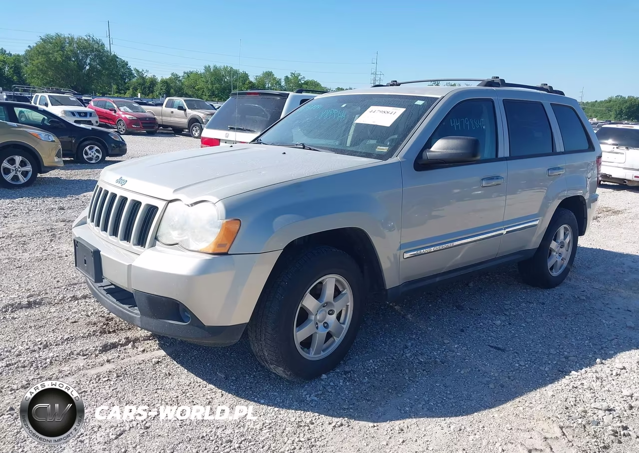 2010 Jeep Grand Cherokee Laredo VIN:1J4PR4GK9AC153862 - 2