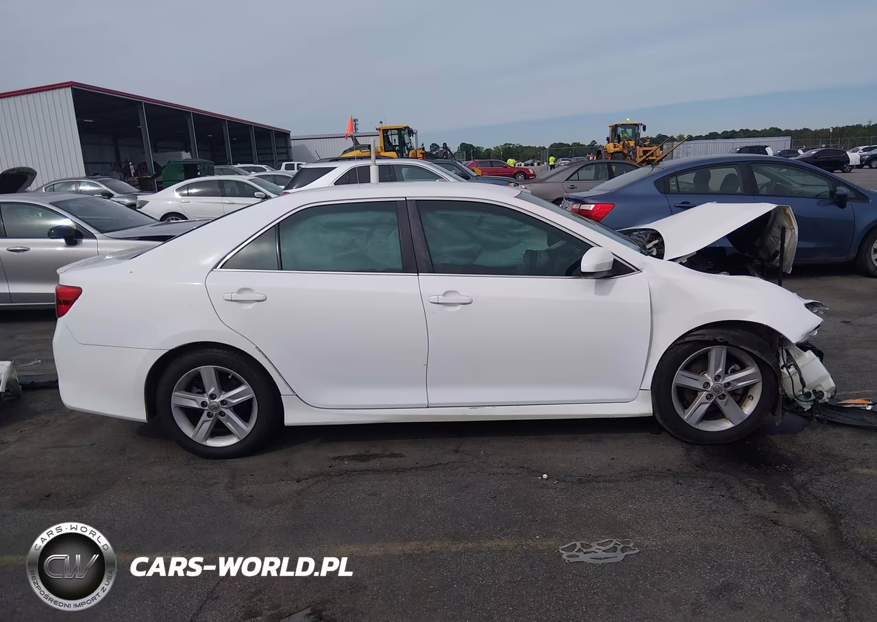 2013 Toyota Camry Se VIN:4T1BF1FK2DU236200 - 14