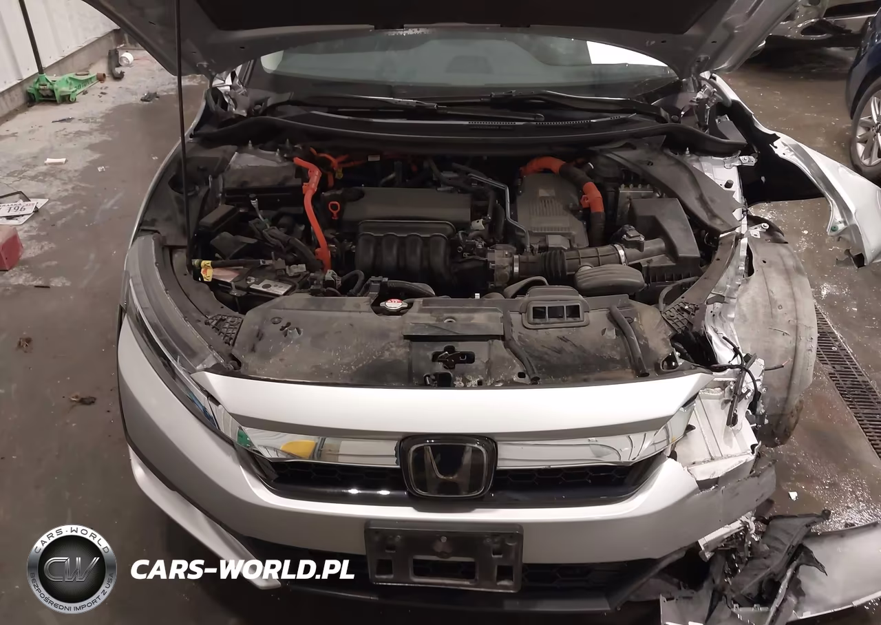 2018 Honda Clarity Plug-In Hybrid VIN:JHMZC5F16JC014320 - 10
