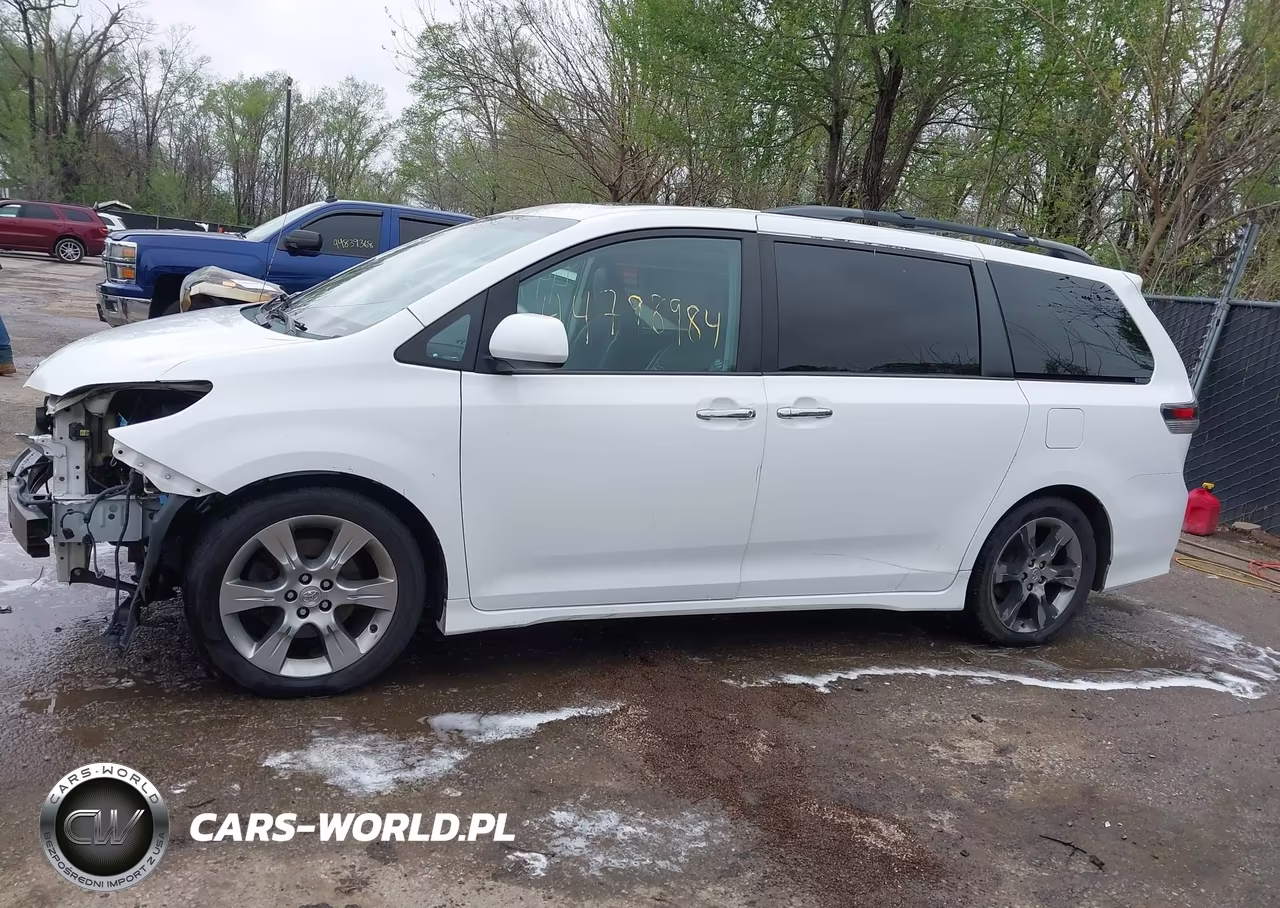 2013 Toyota Sienna Se 8 Passenger VIN:5TDXK3DC6DS393634 - 14