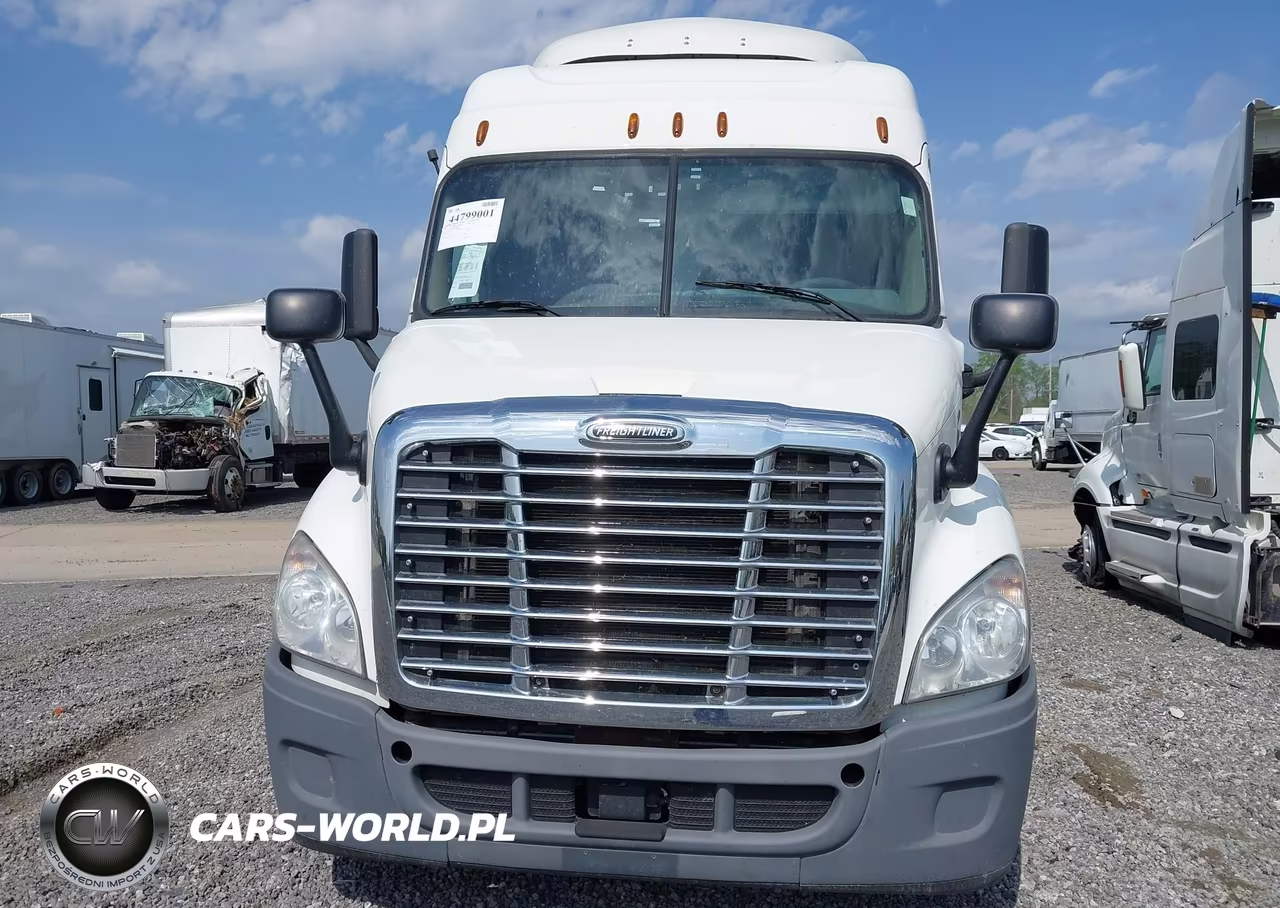 2017 Freightliner Cascadia 113 VIN:1FUJGHDV2HLHS8400 - 11