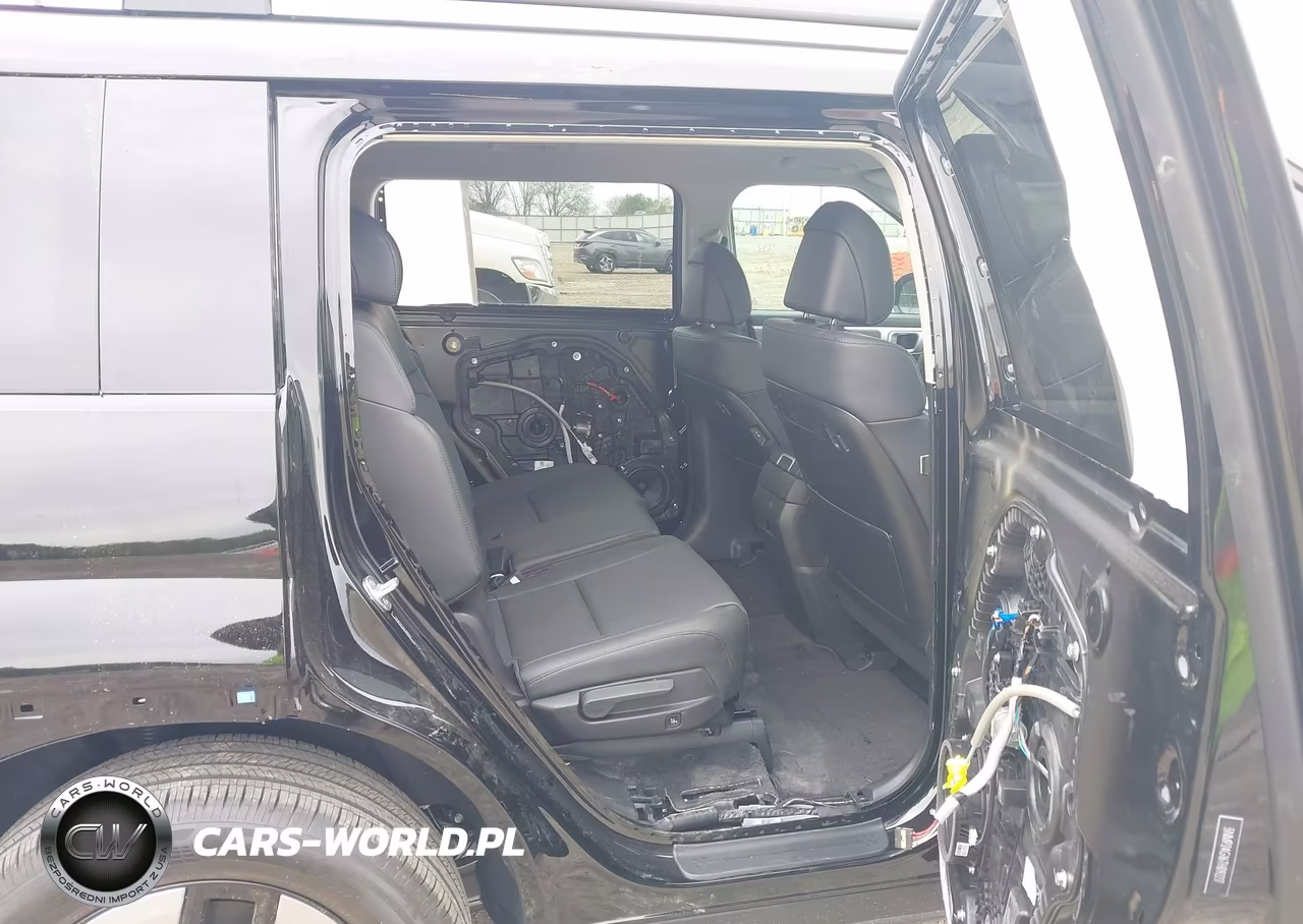 2026 Hyundai Santa Fe Hybrid Sel VIN:5NMP24G16TH092217 - 8